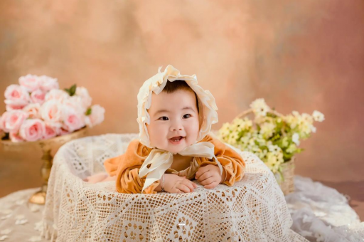 赤峰宝宝多大开始攒肚子